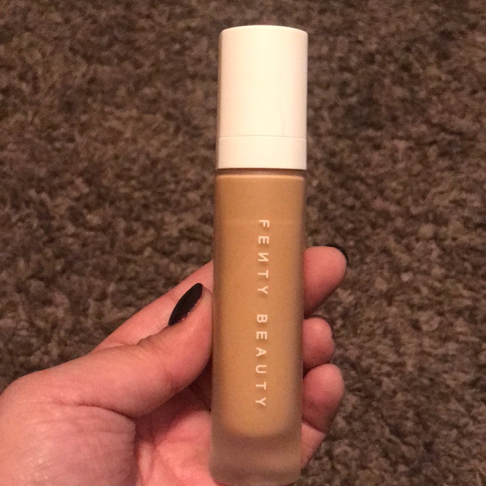Fenty Beauty pro Filt’r Longwear Foundation